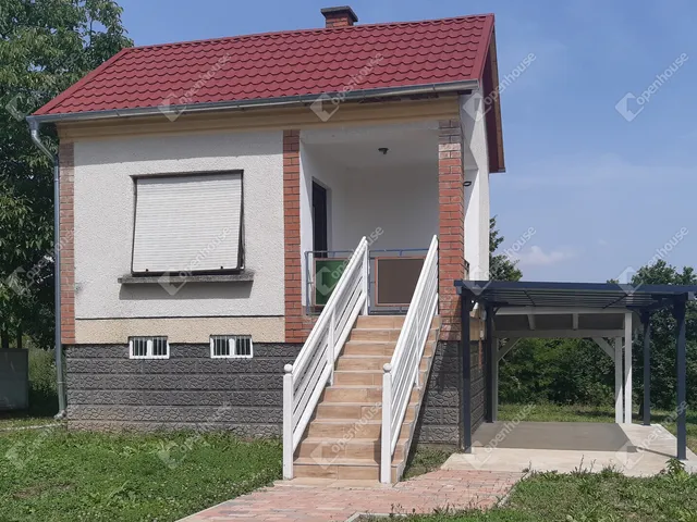 Eladó üdülő és hétvégi ház Rigyác 64 nm