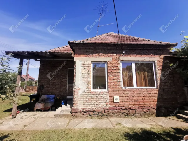 Eladó ház Pölöskefő 61 nm