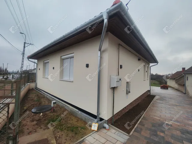 Eladó ház Becsehely 80 nm