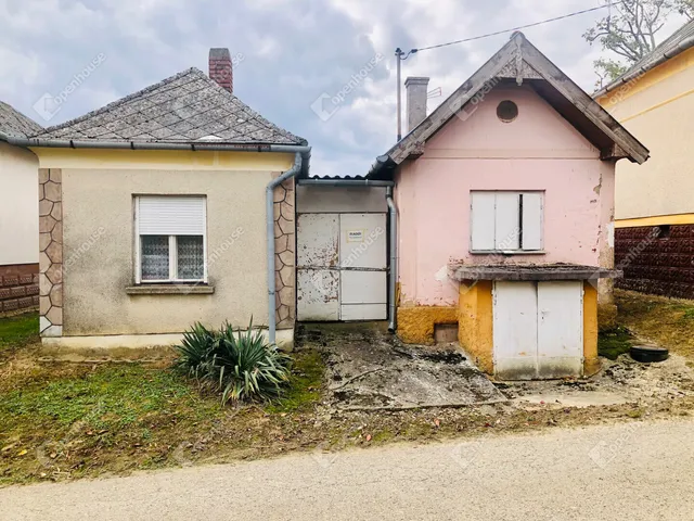 Eladó üdülő és hétvégi ház Tótszentmárton 25 nm