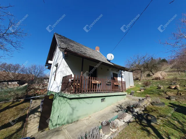 Eladó üdülő és hétvégi ház Homokkomárom 30 nm