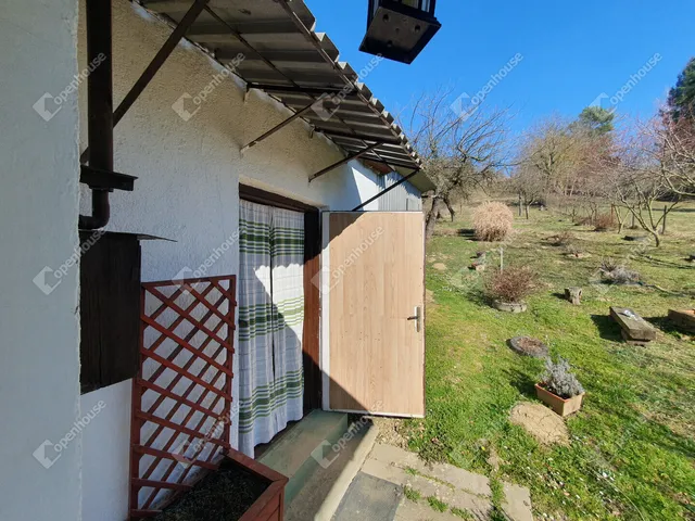 Eladó üdülő és hétvégi ház Homokkomárom 30 nm