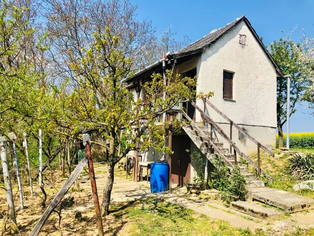 Eladó üdülő és hétvégi ház Murakeresztúr 42 nm