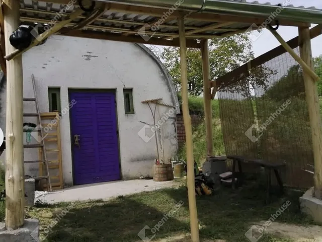 Eladó telek Nagykapornak 1475 nm