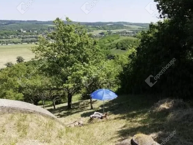 Eladó telek Nagykapornak 1475 nm