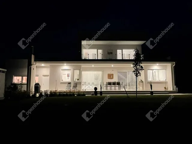 Eladó ház Nagyrécse 240 nm