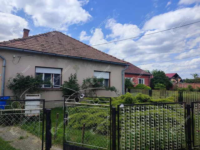 Eladó ház Lovászi 110 nm