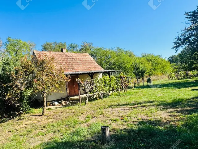 Eladó telek Miháld 3739 nm