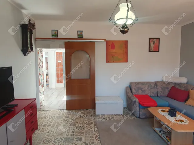 Eladó ház Kozmadombja 71 nm