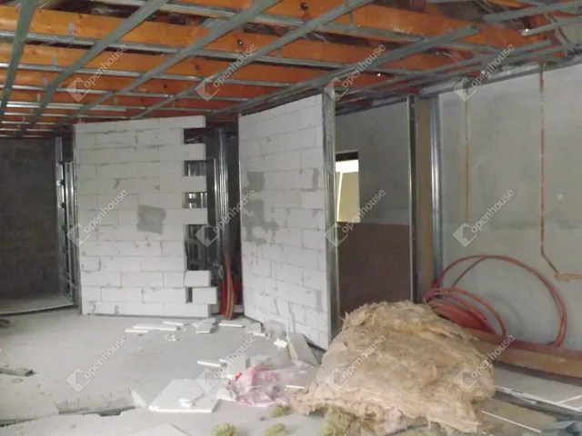 Eladó kereskedelmi és ipari ingatlan Ajka 337 nm