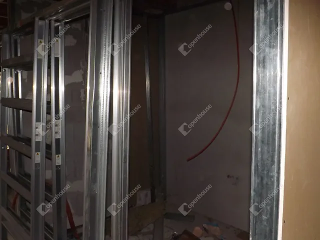 Eladó kereskedelmi és ipari ingatlan Ajka 337 nm