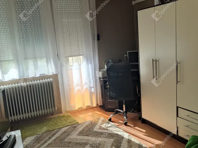 Eladó lakás Pápa 42 nm