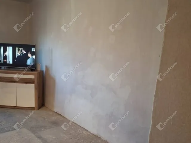 Eladó lakás Pápa 43 nm