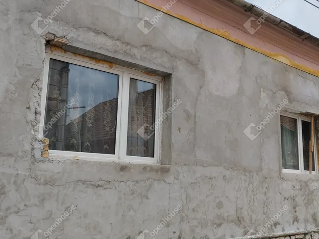 Eladó ház Pápa, Belváros 90 nm