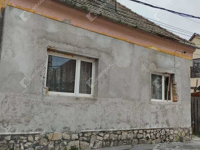 Eladó ház Pápa, Belváros 90 nm