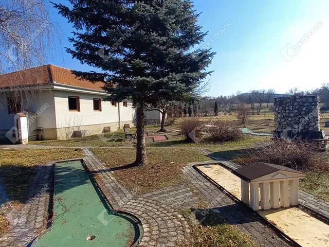 Eladó ház Döbrönte 220 nm