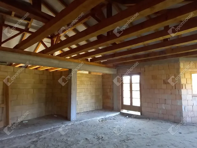 Eladó ház Döbrönte 220 nm