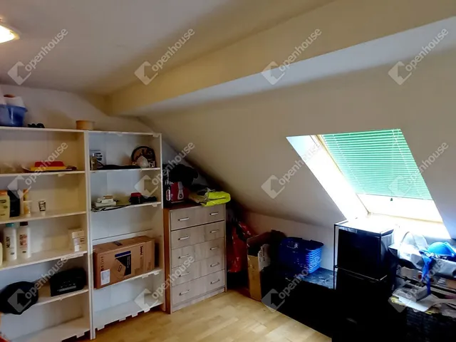 Eladó ház Pápa, Tapolcafő 155 nm