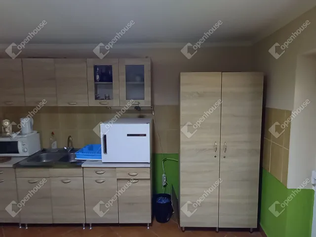 Kiadó lakás Pápa, Tapolcafő 24 nm
