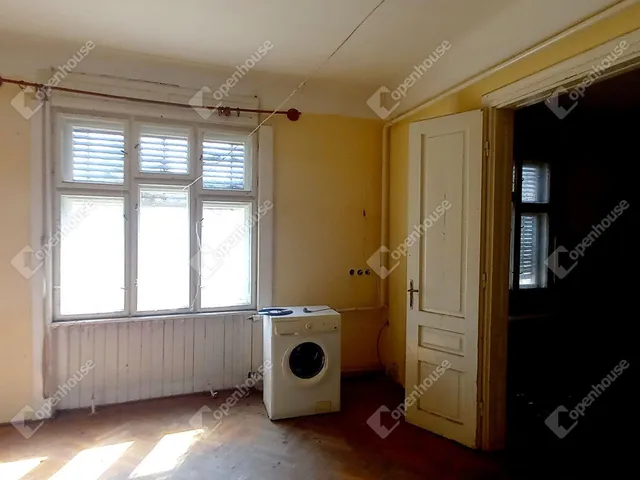 Eladó ház Pápa 280 nm