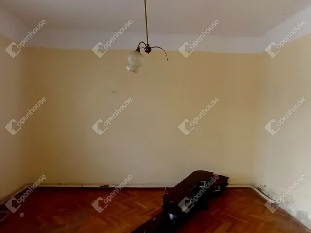 Eladó ház Pápa 280 nm