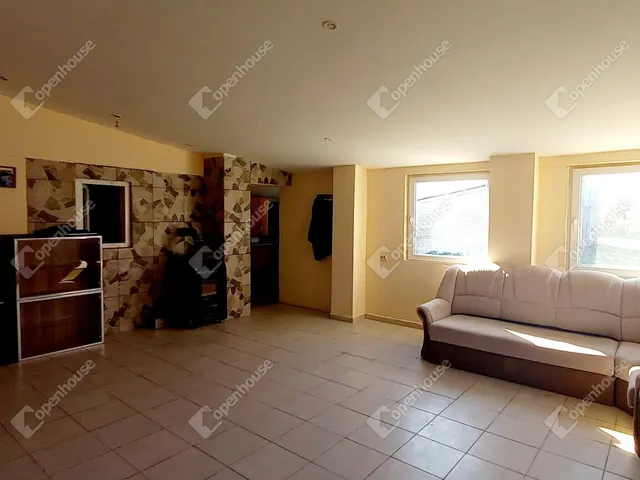 Eladó ház Vinár 110 nm