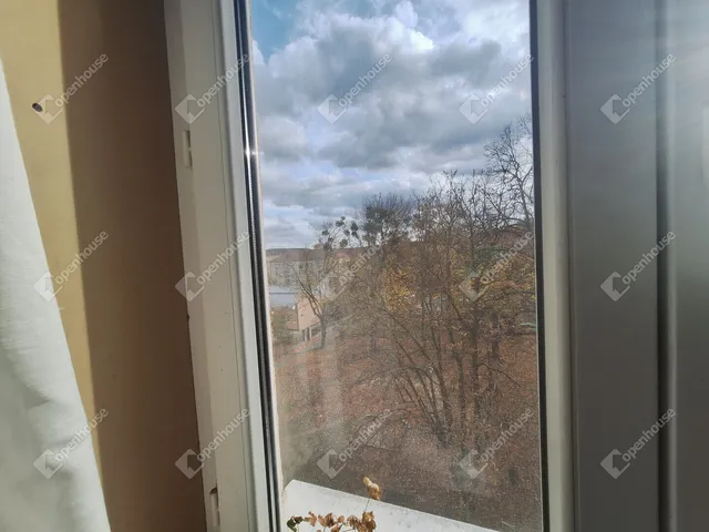 Eladó lakás Ajka 39 nm