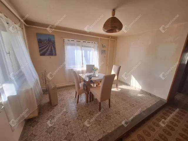 Eladó ház Somlószőlős 130 nm