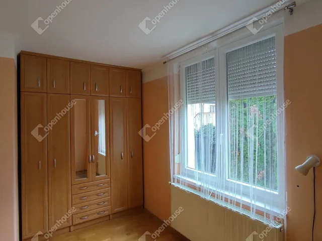 Eladó ház Pápa, Belváros 123 nm