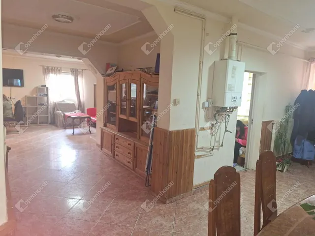 Eladó ház Pápa, Erzsébetváros 128 nm