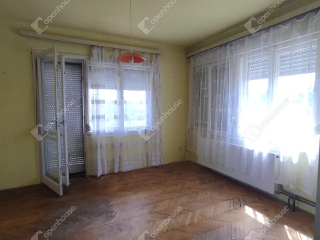 Eladó ház Nagysimonyi 120 nm