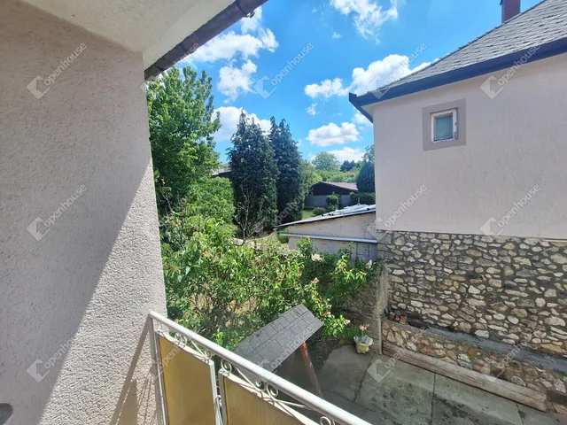 Eladó ház Ajka 150 nm
