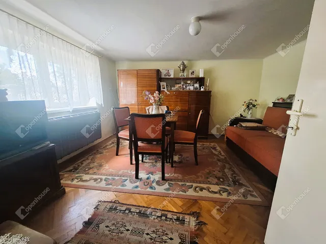 Eladó ház Ajka 150 nm