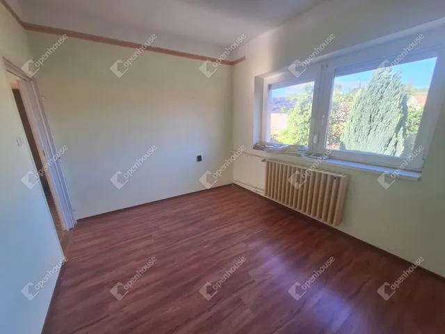 Eladó ház Ajka 120 nm