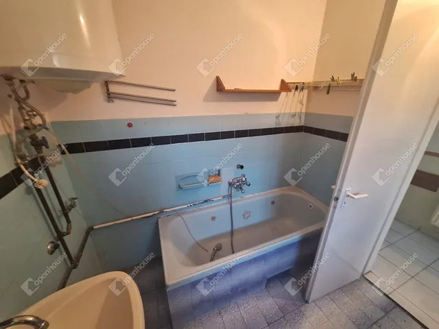 Eladó ház Ajka 120 nm