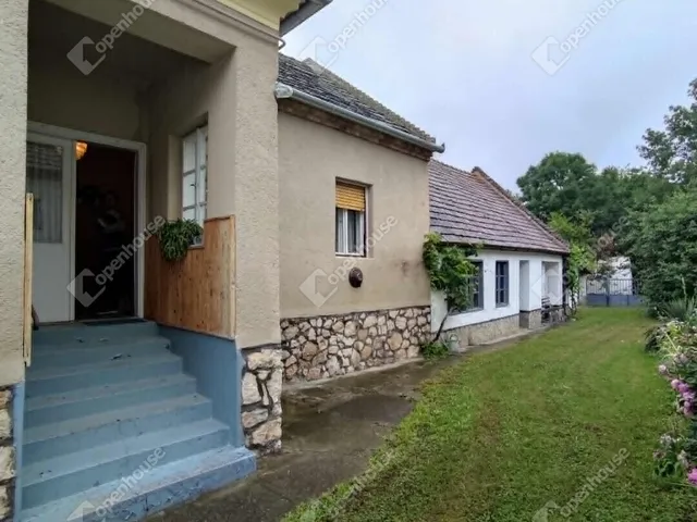 Eladó ház Béb 101 nm