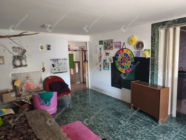 Eladó ház Kenyeri 166 nm