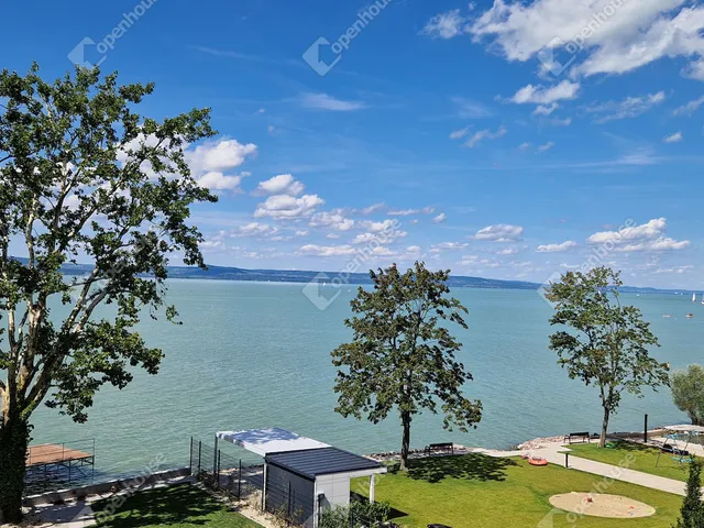 Eladó lakás Balatonboglár 122 nm