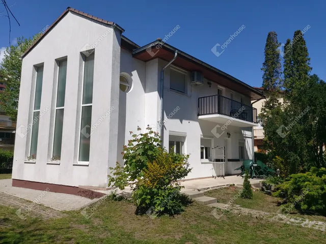 Eladó ház Siófok, Aranypart 280 nm