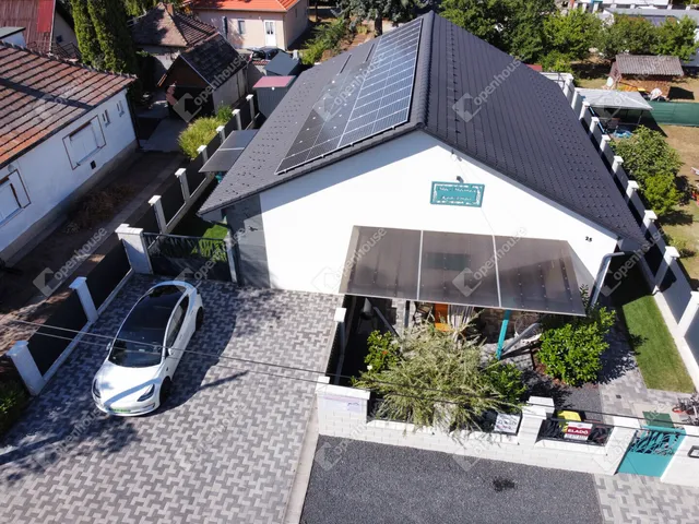 Eladó ház Siófok, Szabadifürdő 150 nm