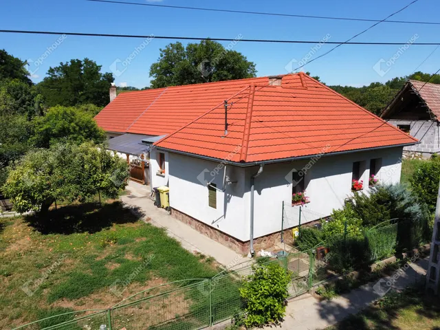 Eladó ház Nágocs 145 nm
