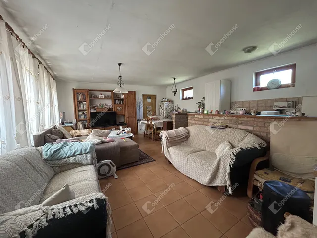 Eladó ház Nágocs 145 nm