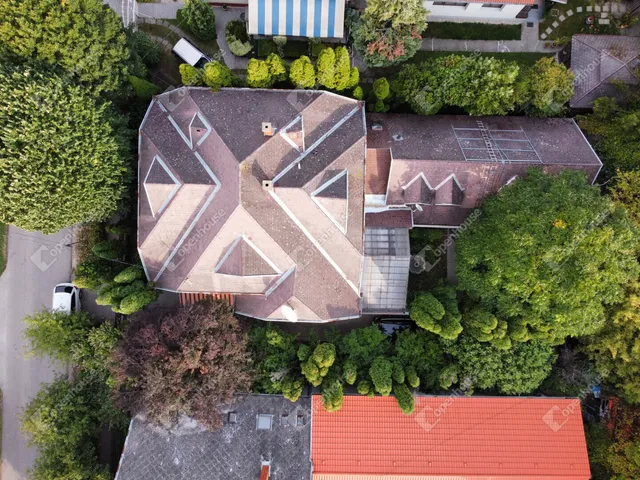 Eladó ház Siófok 350 nm