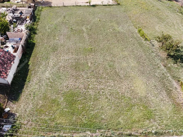 Eladó mezőgazdasági ingatlan Balatonszabadi 1800 nm