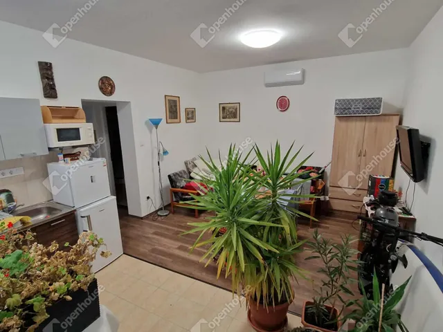 Eladó ház Siófok, Szabadifürdő 76 nm