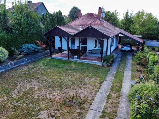 Eladó ház Siófok, Szabadifürdő 85 nm