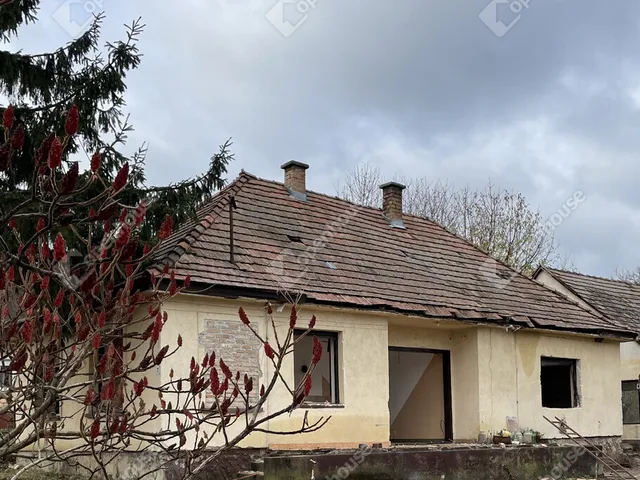 Eladó telek Siófok, Balatonkiliti 1094 nm