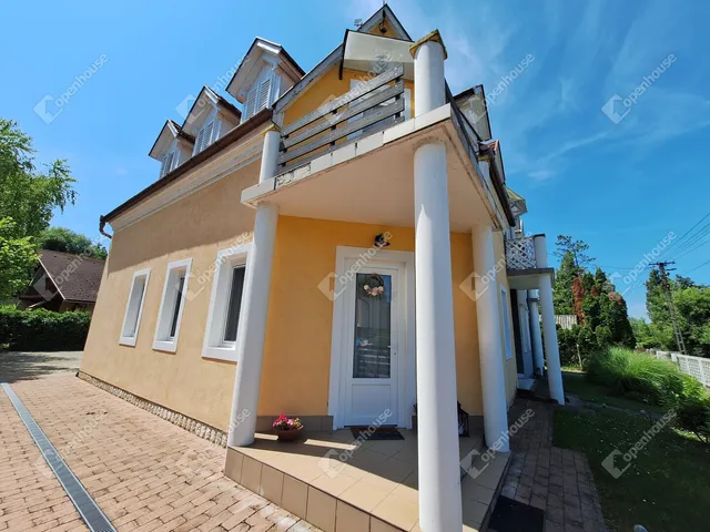 Eladó ház Balatonfenyves 100 nm