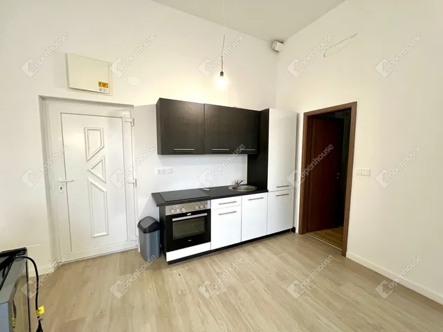 Eladó lakás Siófok, Belváros 32 nm