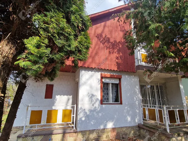 Eladó ház Balatonszemes 72 nm